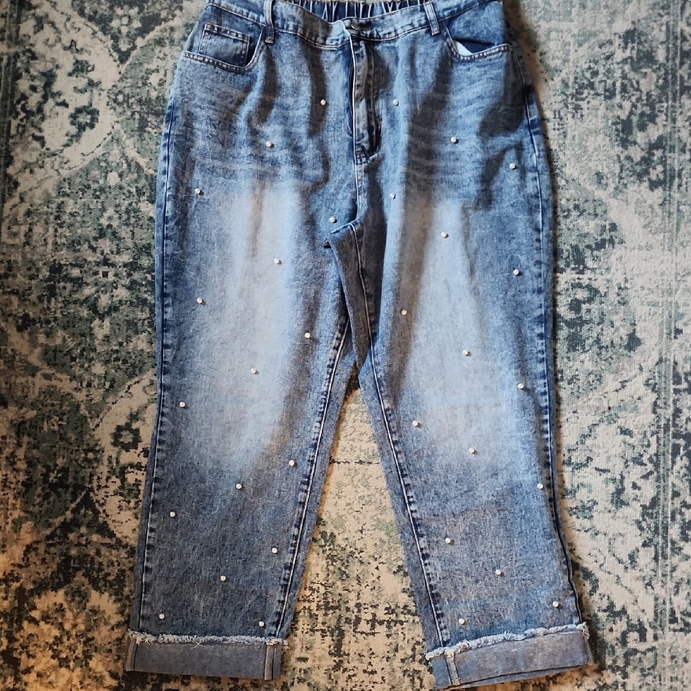 Stylish Blue Denim Jeans with Pearl Accents